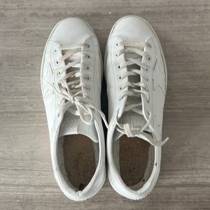 GGDB SIZE 13 SNEAKERS - NO INSOLE